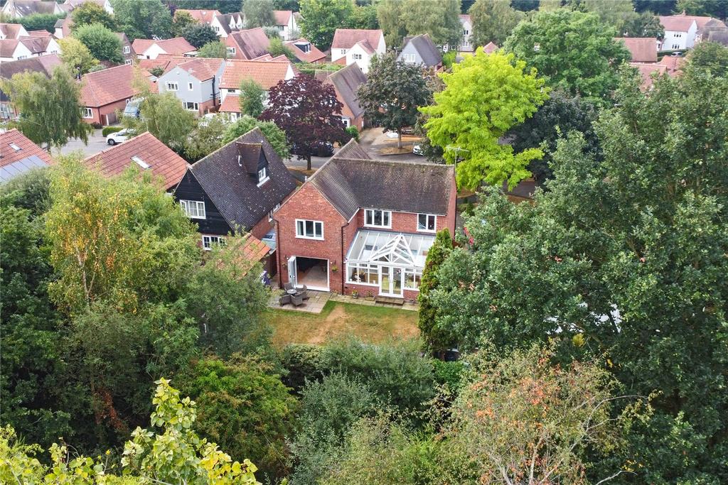 Dedham Meade, Dedham, Colchester, Essex, CO7 4 bed detached house £