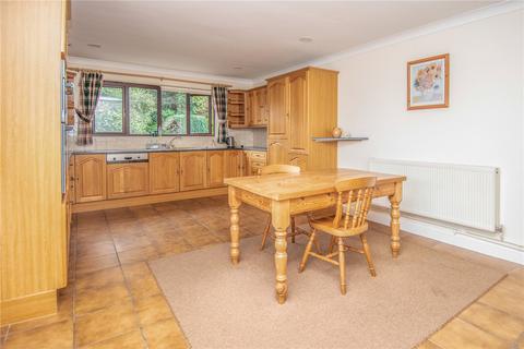 5 Harland Close, Bromsgrove, B61 8QR