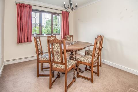 5 Harland Close, Bromsgrove, B61 8QR