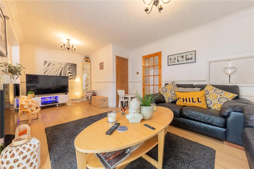Gladeside, St. Albans, Hertfordshire 3 bed end of terrace house £625,000