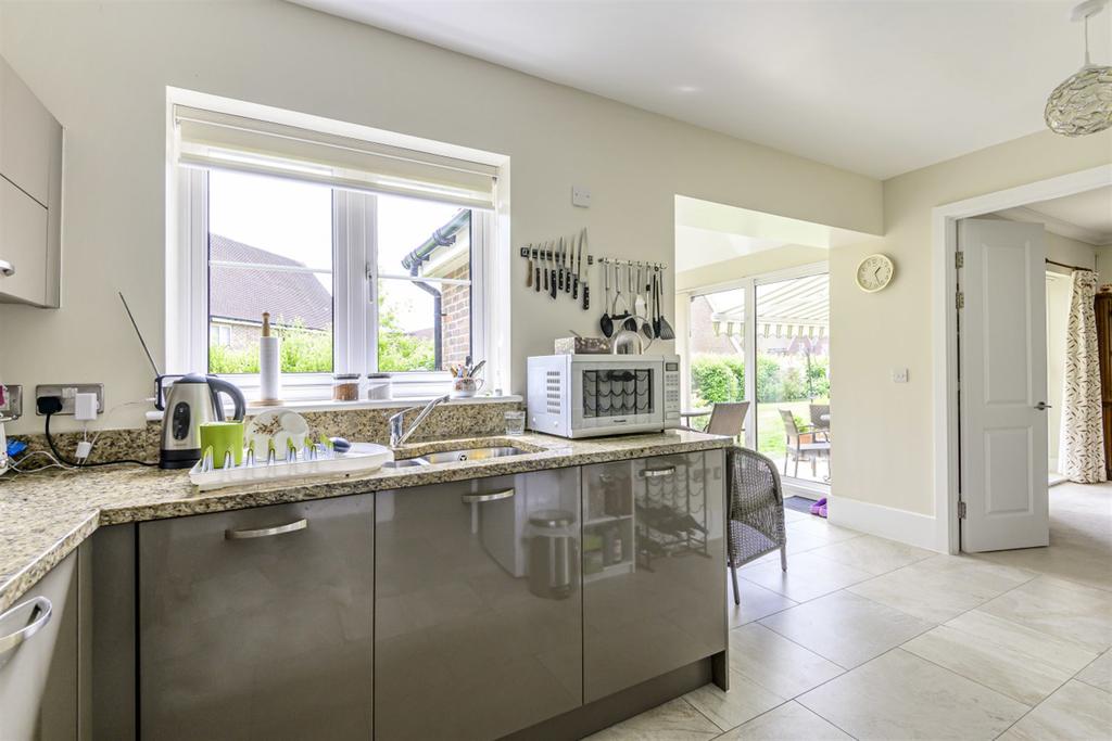 Kitchen/Breakfast ro