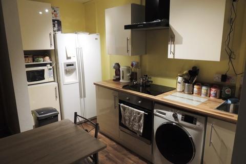 1 bedroom flat to rent, Dillmoss Walk, Hulme, Manchester, M15 4DP