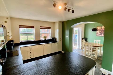 Brier Bank Oak Road, Cowthorpe, Wetherby, LS22 5EY