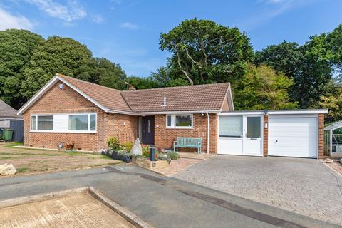 3 bedroom detached bungalow for sale - Seaview, Isle of Wight