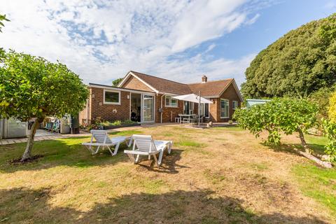 3 bedroom detached bungalow for sale - Seaview, Isle of Wight