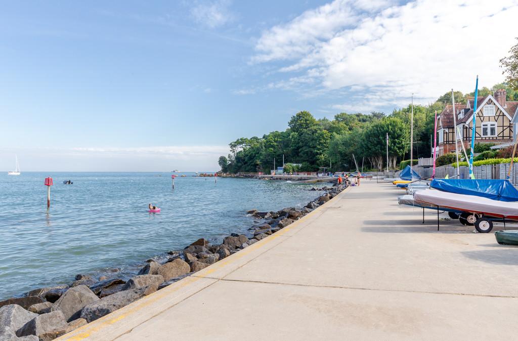 Nearby Seagrove Bay