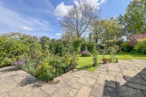 4 bedroom detached house for sale, The Acorns, Hockley