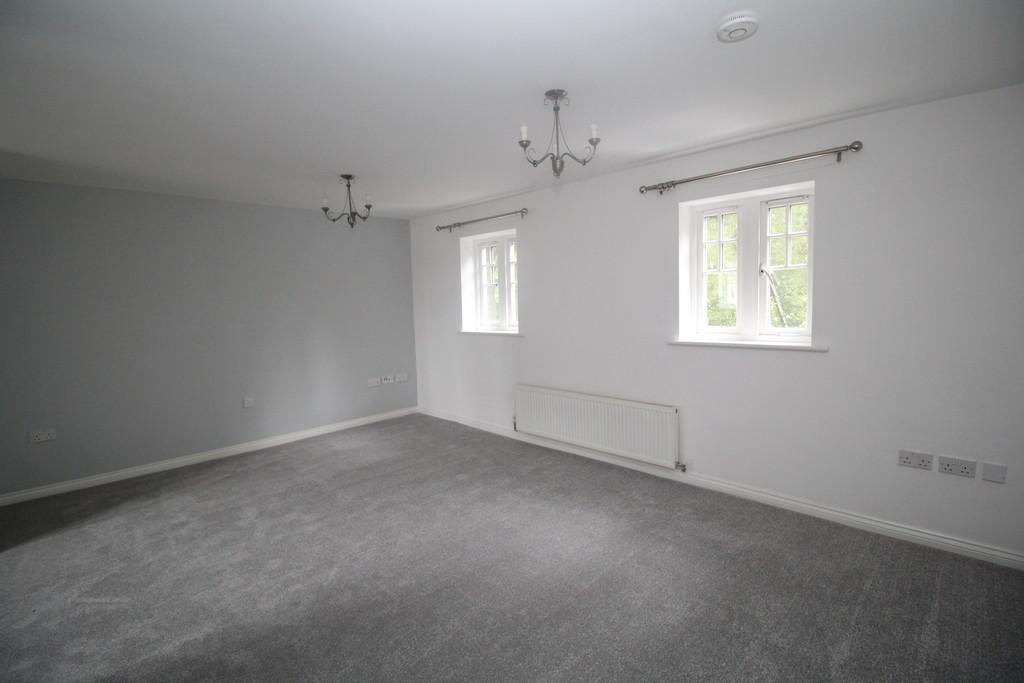 Bowman Drive, Hexham 2 bed apartment £795 pcm (£183 pw)