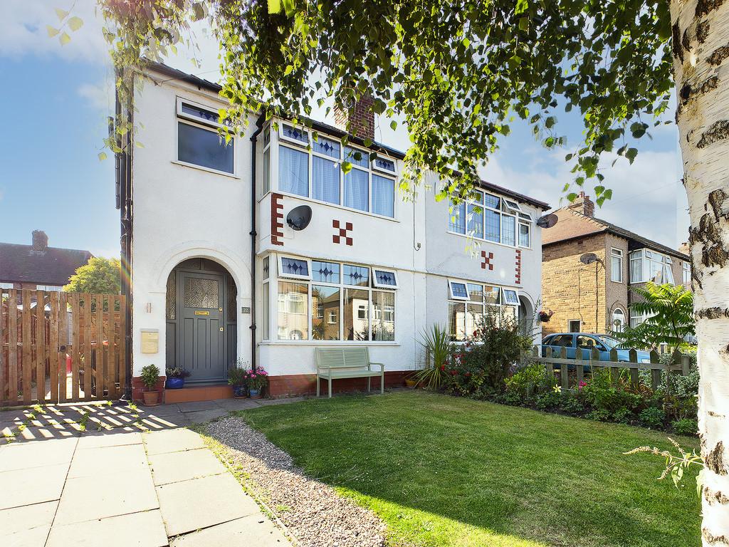 Pine Gardens, Upton, Chester 3 bed semidetached house for sale £340,000