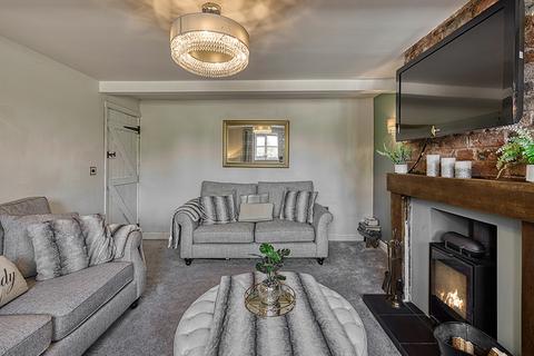 4 bedroom cottage for sale - Threapwood, Malpas