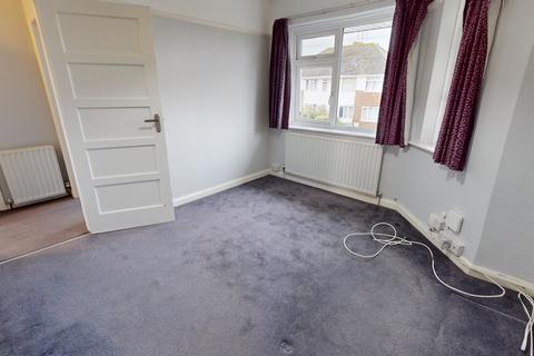 2 bedroom apartment to rent, St Georges Drive, Cheltenham