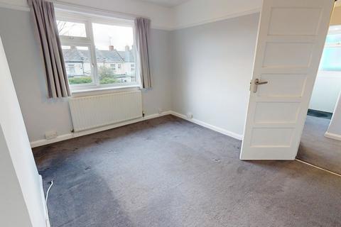2 bedroom apartment to rent, St Georges Drive, Cheltenham