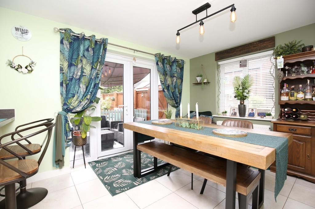 Chetwynd Drive, Grendon 4 bed detached house £385,000
