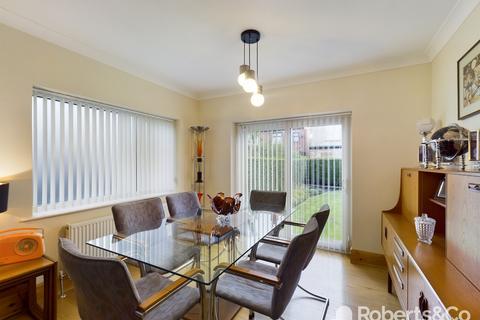 3 bedroom detached house for sale - Dickson Avenue, Ribbleton