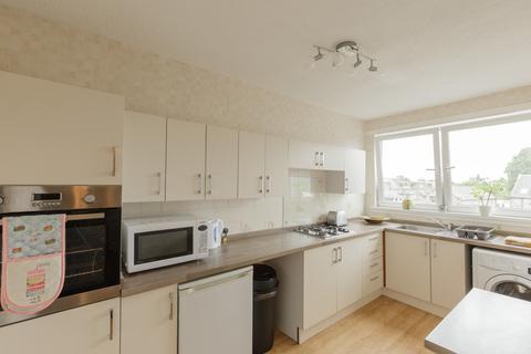 3 bedroom apartment to rent, Loanhead Terrace Flat A, Aberdeen