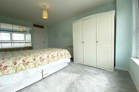 2 bedroom flat to rent - Everell Court , Clarendon Road