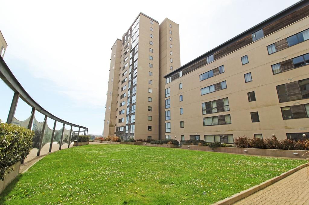 Vega House, Celestia, Cardiff Bay 1 bed apartment £875 pcm (£202 pw)