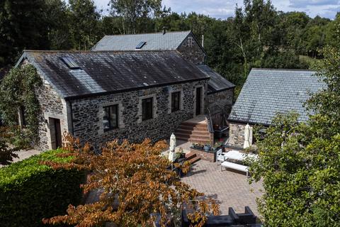 6 bedroom barn conversion for sale - The Fairways, Elfordleigh