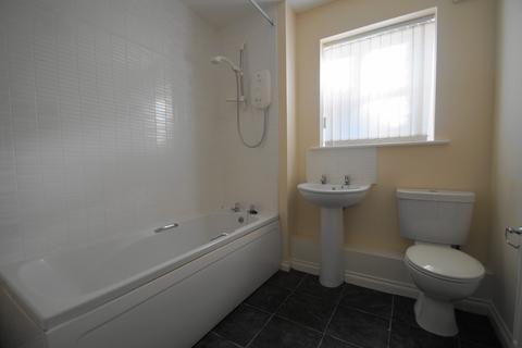 3 bedroom apartment to rent, Churchill Road, , Gateshead