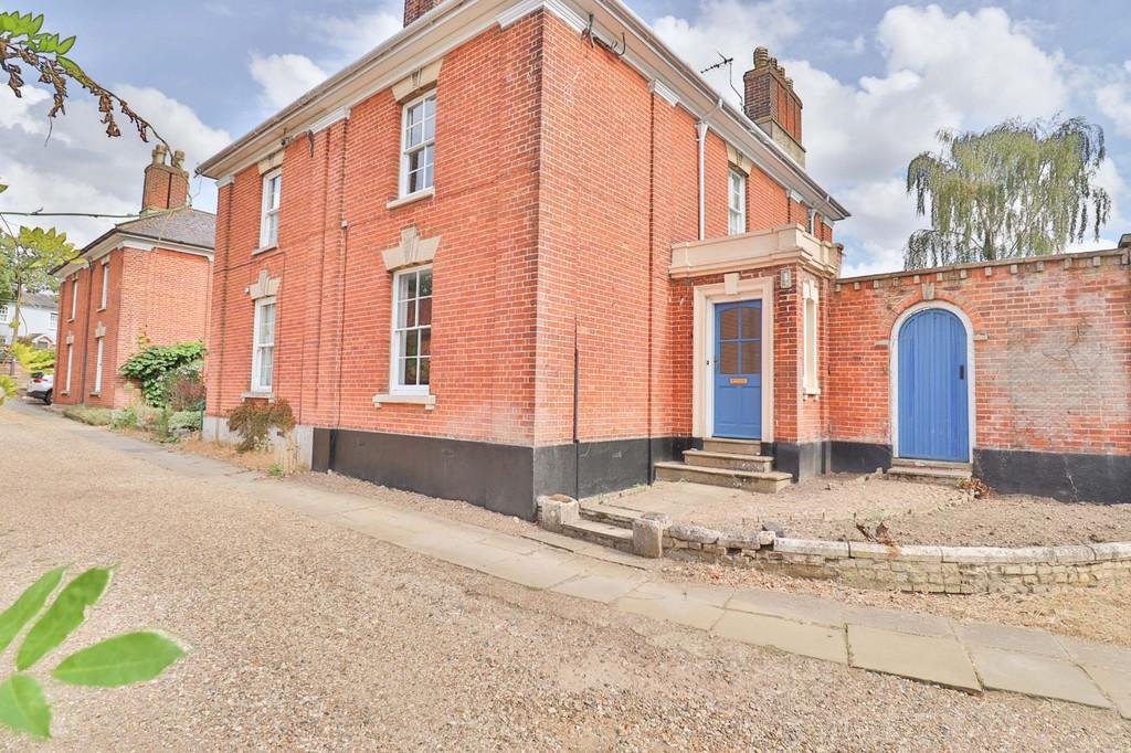 Denmark Street, Diss 3 bed semidetached house £325,000