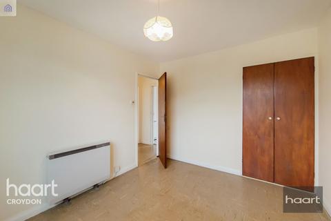 29 Waldronhyrst, South Croydon, CR2 6NZ