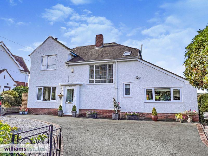 Bryn Glas, Ruthin 3 bed detached house £425,000
