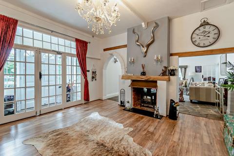 5 bedroom bungalow for sale, Hollybush Hill, Stoke Poges, Buckinghamshire, SL2