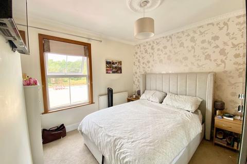 23 Leyton Cross Road, Dartford, DA2 7AW