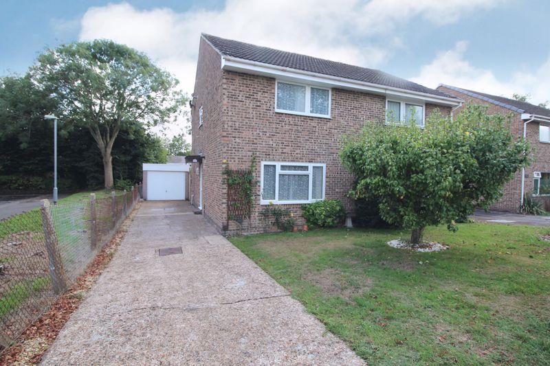 St Catherines Road, Boyatt Wood... 4 bed semidetached house £350,000