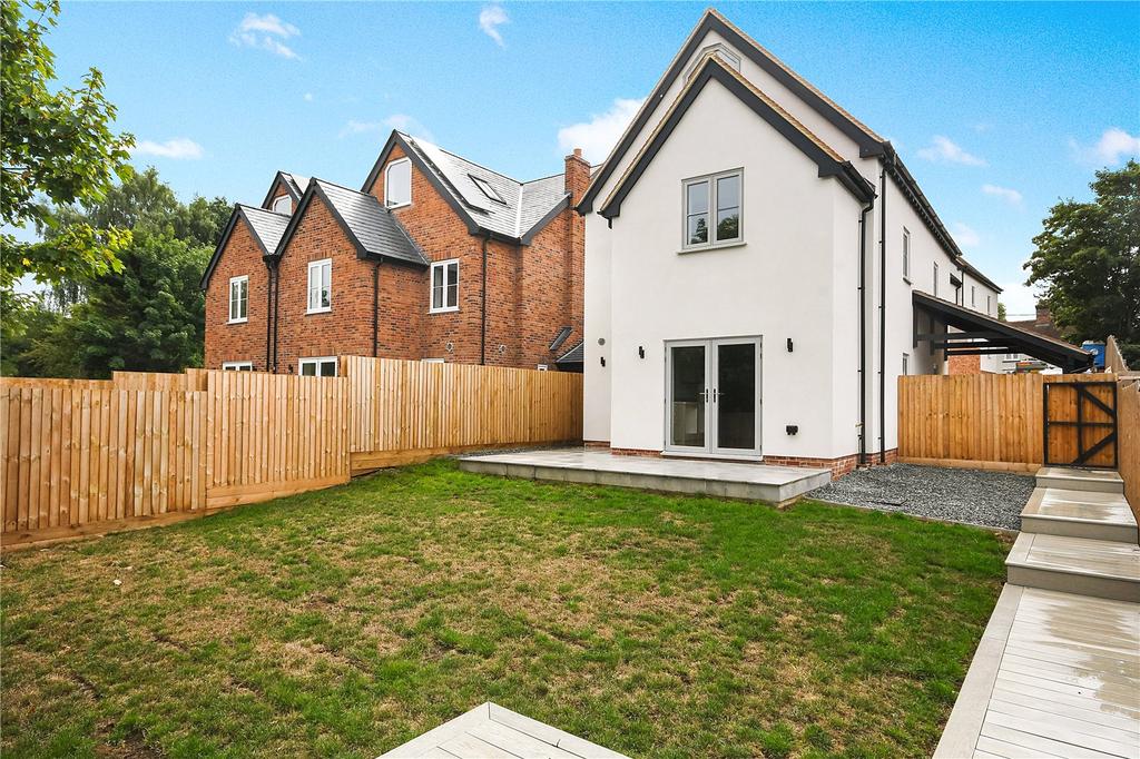 Main Road, Danbury, Chelmsford... 4 bed detached house £775,000