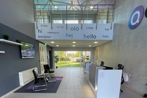 Office to rent - Benton Lane,,