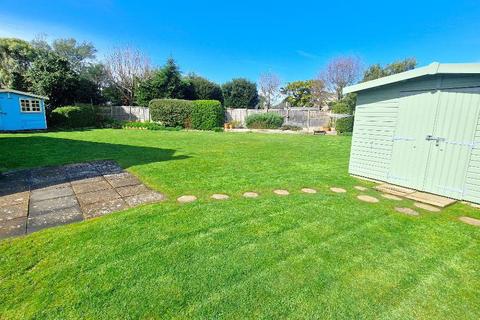 5 bedroom detached house for sale - Paddock Drive, Bembridge, Isle of Wight, PO35 5TL