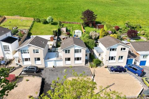 Llys Hedd Panteg Road, Aberaeron, SA46 0EQ