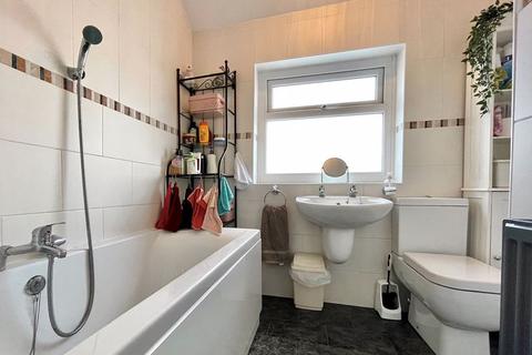 10 Cander Way, South Ockendon, RM15 5PT