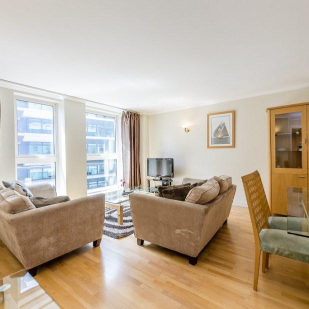 High Holborn, London, WC1V 2 bed apartment £3,000 pcm (£692 pw)
