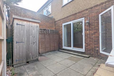 111 Bedfont Close, Feltham, TW14 8LH