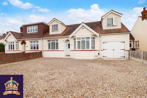 5 bedroom semi-detached house for sale - Southend Road, Stanford-Le-Hope