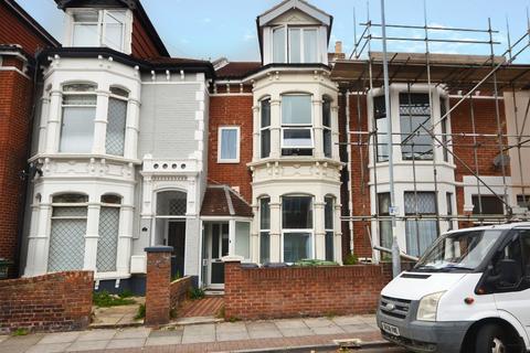 8 bedroom terraced house for sale - Lawrence Road, Southsea, Hampshire, PO5