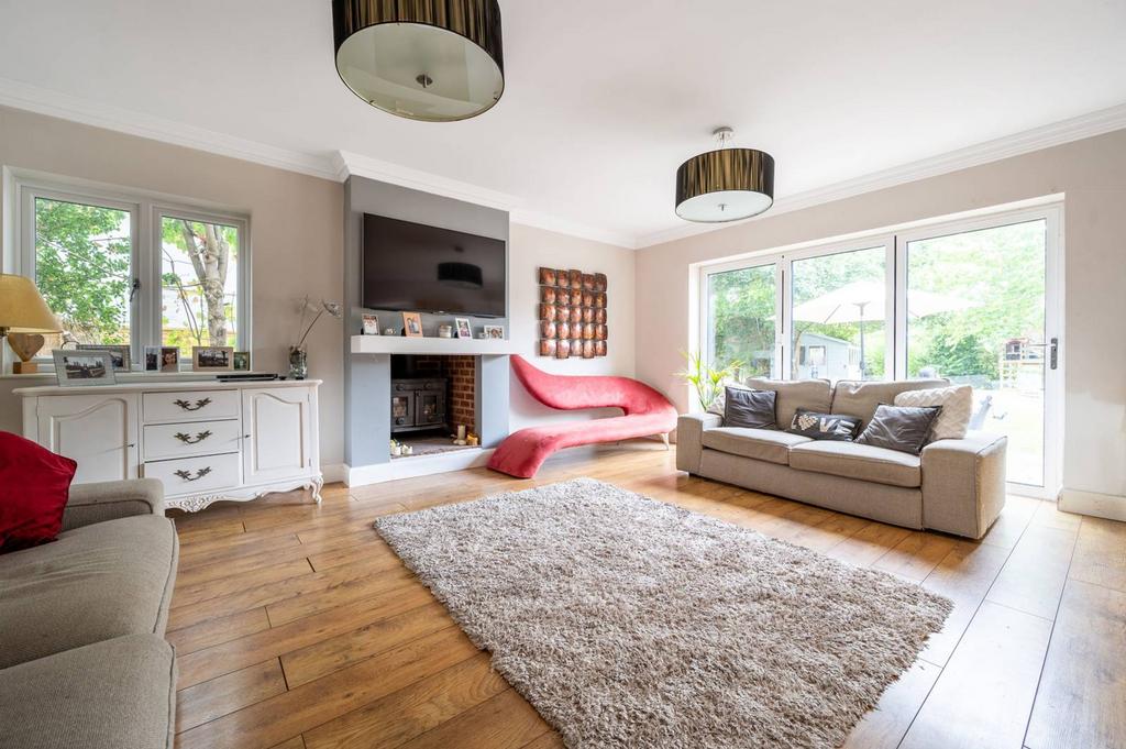 Potters Lane, Send, Woking, GU23 5 bed detached house for sale £1,250,000