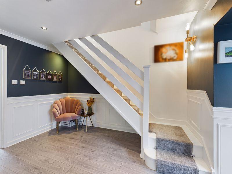 Elm Drive, Llanellen, Abergavenny 4 bed detached house £490,000