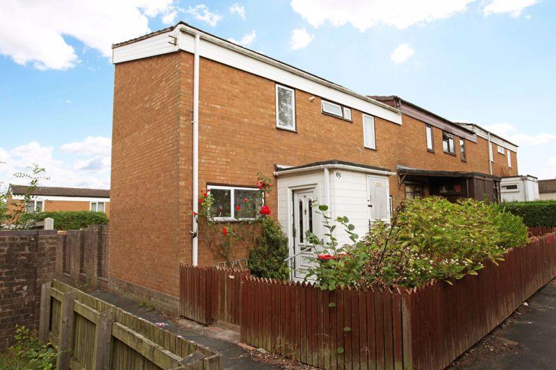 Weybridge, Woodside 4 bed terraced house £850 pcm (£196 pw)