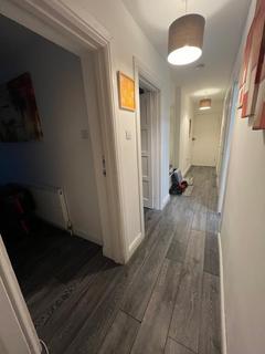 1 bedroom apartment to rent, London E18