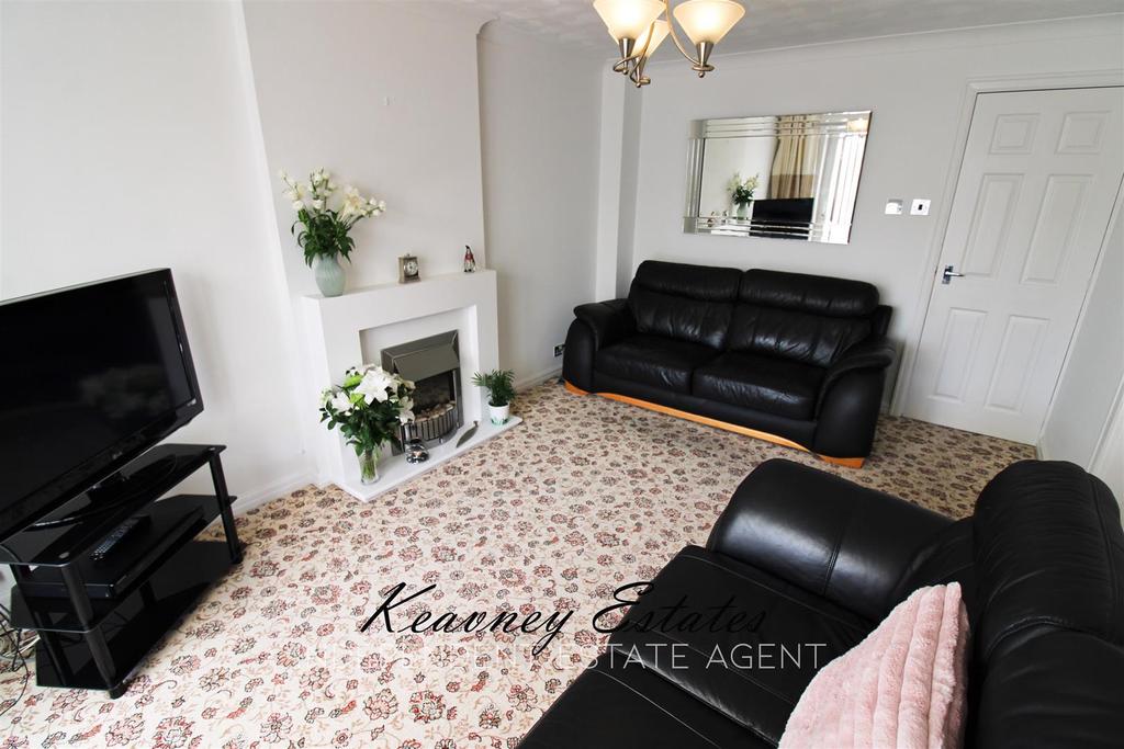 Cherington Drive, Tyldesley, M29 CHAIN FREE 3 bed detached house £