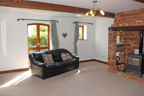 3 bedroom barn conversion for sale - Newton Cottages, Newton Regis, Tamworth