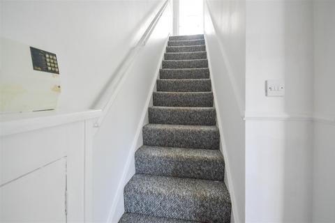 5 Bargate Grove, Hull, HU5 5DL