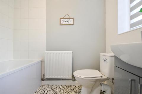 5 Bargate Grove, Hull, HU5 5DL