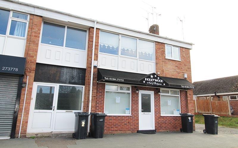 Buckingham Grove, Kingswinford 2 bed flat £610 pcm (£141 pw)