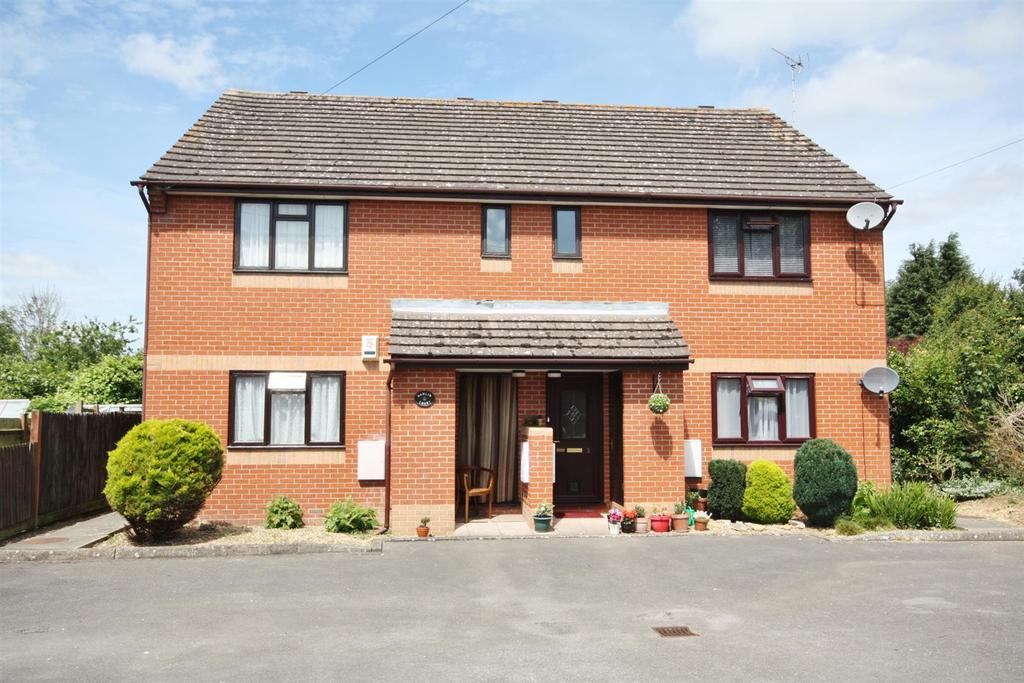 Sedgwick Road, Eastleigh 1 bed £775 pcm (£179 pw)