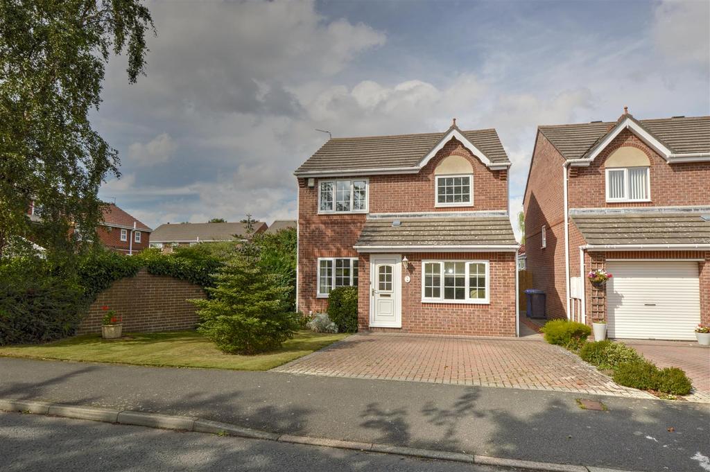 Norham Drive, Morpeth 3 bed detached house £295,000