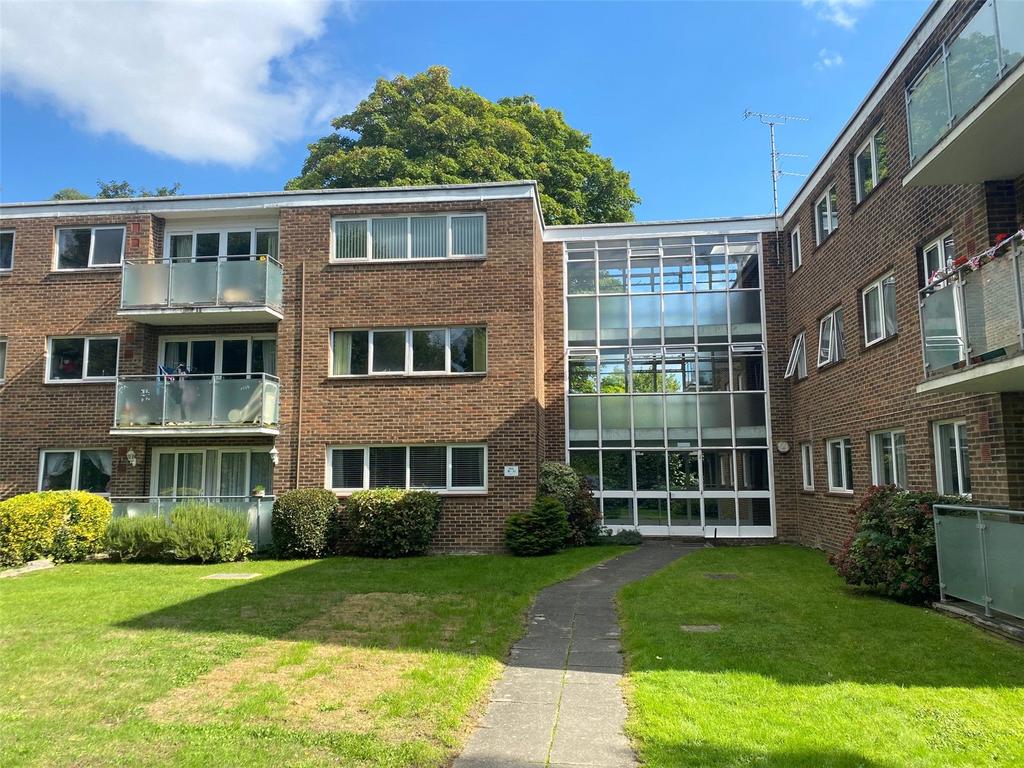 Brownhill Road, Chandler's Ford, Eastleigh, Hampshire, SO53 2 bed